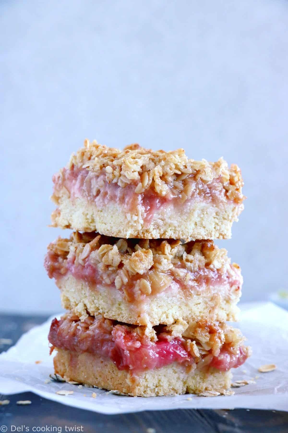 Rhubarb crumble bars with rose petals